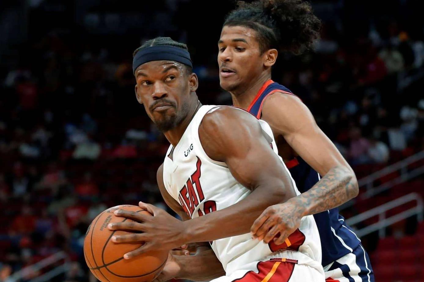 NG大舞台-巴特勒新星精彩发挥表现惊艳，FPX未来可期！的简单介绍